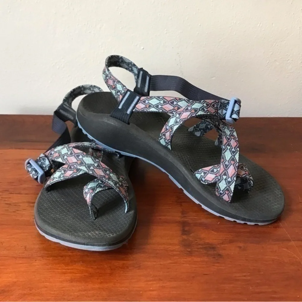 Chaco classic women’s wide strap z2 sandals sz 10
